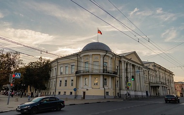 Спикер Рязанской облдумы Аркадий Фомин встретился с участником проекта «Герои62» Константином Пановым