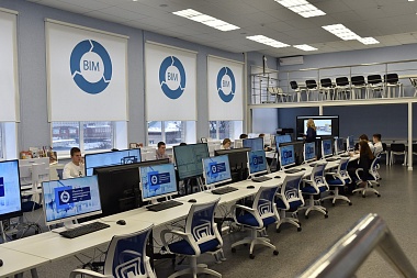 Павел Малков поручил минстрою взять под патронаж рязанский строительный колледж 