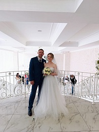 Лето любви: Рязанский ЗАГС показал фотосессии свадеб с июня по август