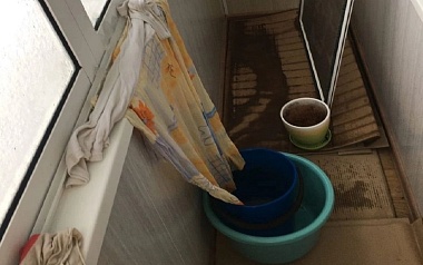 Квартиры рязанцев на улице Ленинского комсомола заливает водой