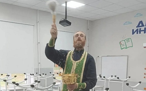 В Заборье благословили школу и детский сад