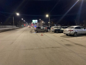 В Канищеве в ДТП с тремя LADA и Great Wall пострадали пассажир и водительница