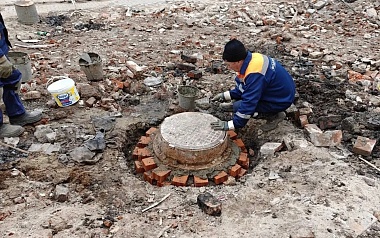 В Рязани рядом с ТРЦ «Малина» снесли аварийный дом и починили канализацию