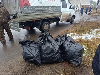 В Рязани собрали 10 тонн листвы на месячнике по уборке города