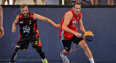 В Рязани установили арт-объект в честь знаменитой баскетбольной победы - 62ИНФО В Рязани установили арт-объект в честь знаменитой баскетбольной победы