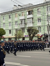 Строем и с песней: Рязань встретила курсантов училища ВДВ с Парада Победы