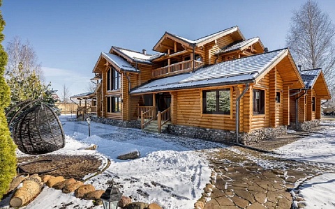 На родине Есенина продают усадьбу за 350 млн рублей