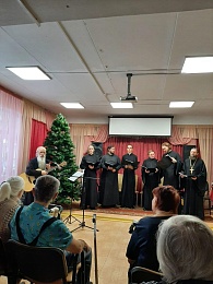 В Рязани священники выступили в геронтологическом центре