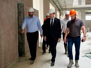 Инспекция проверила ход строительства школы у ЖК «Олимпийский» в Рязани