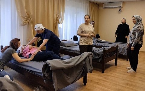 В Казанском монастыре в Рязани стартовали курсы сестер милосердия
