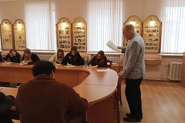 Рязанцы на 50 площадках написали диктант «Россия – дом народов»