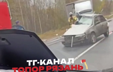 В Клепиковском районе газель снесла половину легковушки в аварии - 62ИНФО В Клепиковском районе газель снесла половину легковушки в аварии