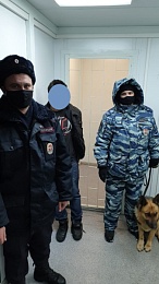 В центре Рязани полицейские задержали рецидивиста с наркотиками