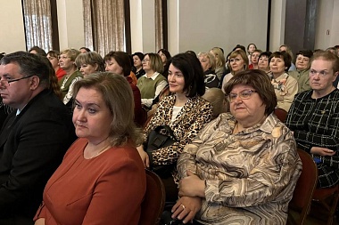 90 педагогов поборются за победу в региональных профессиональных конкурсах