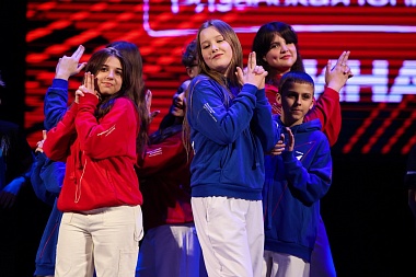 Сборная Движения Первых победила в финале региональной Юниор-Лиги КВН