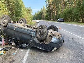 На трассе в Касимовском районе автомобиль перевернулся на крышу - 62ИНФО На трассе в Касимовском районе автомобиль перевернулся на крышу