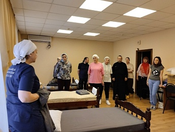 В Казанском монастыре в Рязани стартовали курсы сестер милосердия