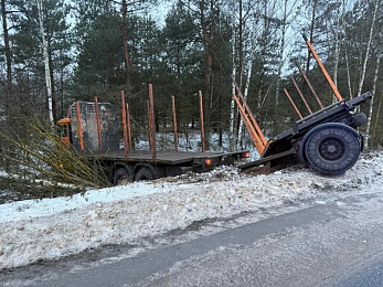 В Клепиковском районе 63-летний водитель Renault погиб в ДТП с грузовым MAN