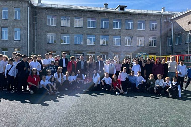 В школе-интернате в Рязани открыли новую игровую площадку