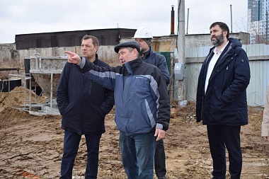 Мэр Рязани Артёмов осмотрел строительство школы в Олимпийском городке