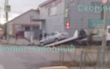 Мужчина сломал ключицу в аварии с двумя легковушками в Скопине - 62ИНФО Мужчина сломал ключицу в аварии с двумя легковушками в Скопине
