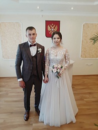 Рязанский ЗАГС опубликовал подборку молодожёнов первой половины июля 2022 года