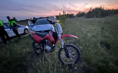 Под Рязанью 34-летняя велосипедистка пострадала в ДТП с мотоциклистом