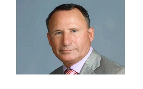 Павел Малков поздравил Георгия Свида с присвоением высокого звания