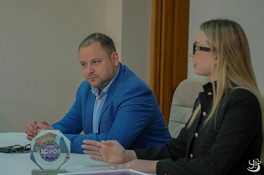И.о. ректора РГРТУ Михаил Пронин встретился с ансамблем «Мы команда»