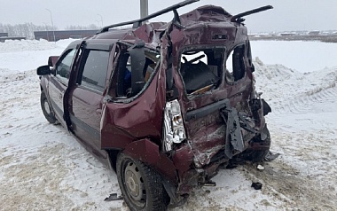 Столкнулись грузовик и 5 легковушек: под Рязанью 4 человека пострадали в ДТП