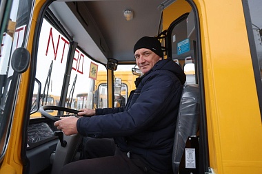 10 новых школьных автобусов поступили в Рязань 