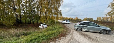 Под Рязанью произошла авария с вылетом в кювет - 62ИНФО Под Рязанью произошла авария с вылетом в кювет