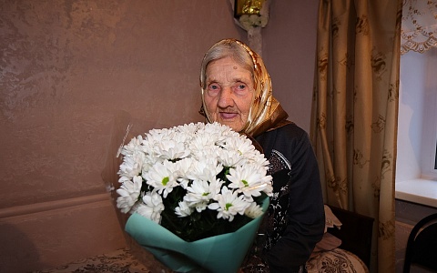 В Рязани труженица тыла Прасковья Болдина отметила столетие
