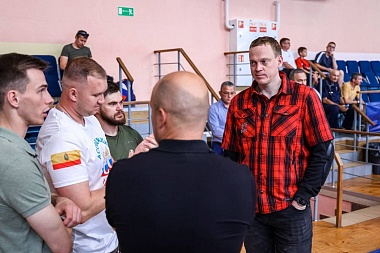 В рязанской Академии единоборств прошел уникальный мастер-класс по самообороне - 62ИНФО В рязанской Академии единоборств прошел уникальный мастер-класс по самообороне