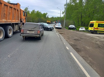 Появились фото с места ДТП с пострадавшим пассажиром в Рязани 