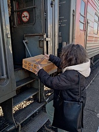 "Эшелон-62": рязанки помогают бойцам СВО в проходящих санпоездах - 62ИНФО "Эшелон-62": рязанки помогают бойцам СВО в проходящих санпоездах