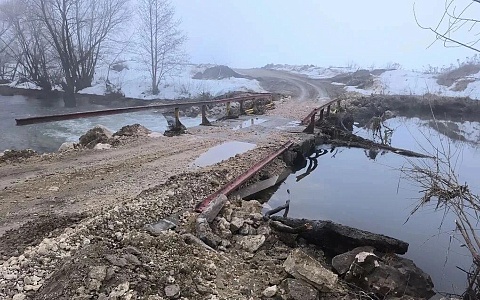 Вода ушла с дороги в деревне Серебрянь