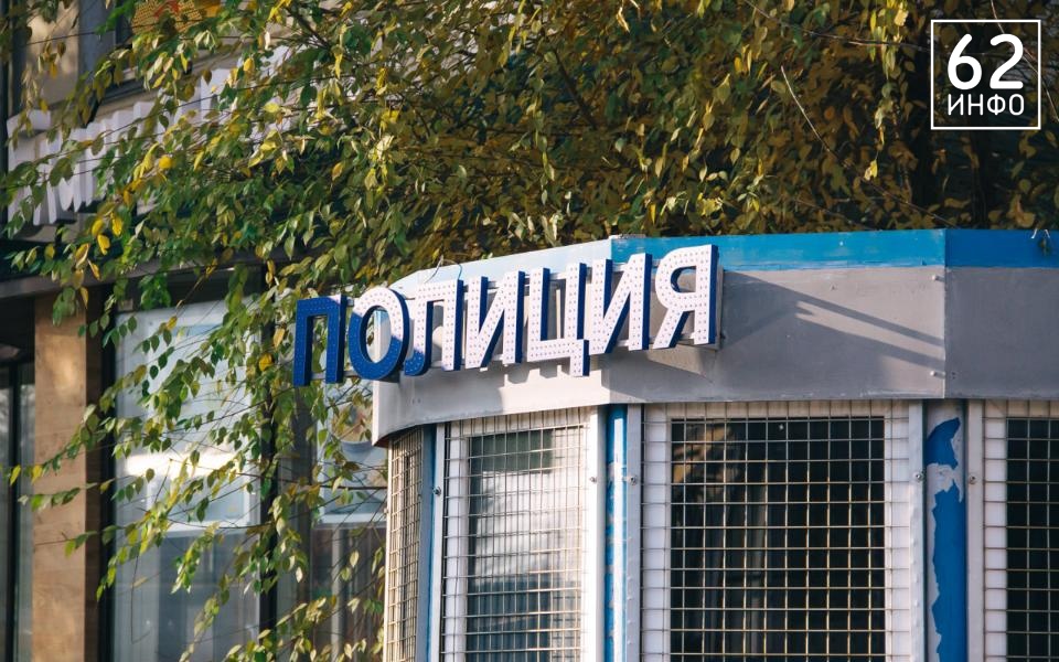 Жадного пенсионера поймали на краже четвёртой лавки у кафе в Новомичуринске - 62ИНФО Жадного пенсионера поймали на краже четвёртой лавки у кафе в Новомичуринске - 62ИНФО