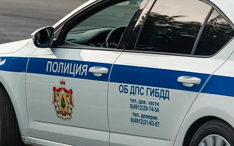 Рязанским водителям напомнили, какое наказание грозит за выезд на встречную полосу 