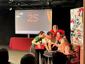 В Рязани отпраздновали 25-летие театра РГУ имени Есенина «Переход»