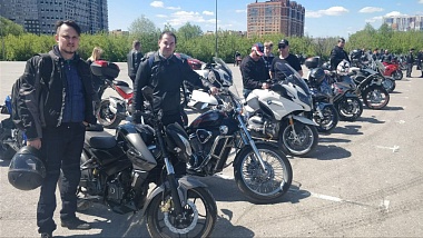 Более 100 байкеров поучаствовали в мотопробеге в честь открытия сезона в Рязани 