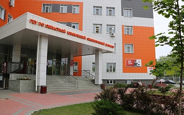 Рязанский вице-губернатор Бранов проверил работу обновленного онкодиспансера