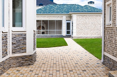 Положил и забыл. Почему стоит выбрать бетонную тротуарную плитку