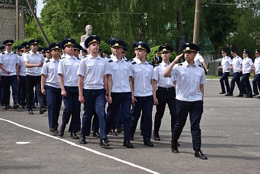 Сасовское летное училище отпраздновало 82-летие