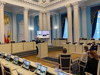 Игорь Мурог наградил Варвару Матюшкину из Скопина за спасение тонущего ребенка