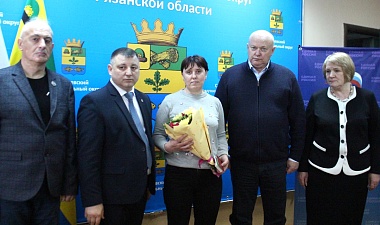 Родственникам погибших на СВО сараевцев передали их награды