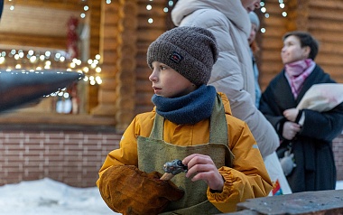 В рязанском Лесопарке прошел мастер-класс по кузнечному делу