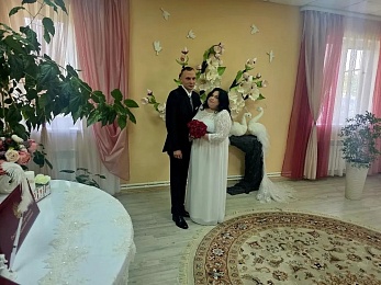 Осенняя любовь: Рязанский ЗАГС показал фото свадеб сентября