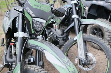 Павел Малков вручил награды рязанским фронтовикам