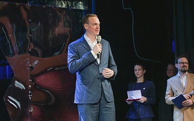 Губернатор Павел Малков поздравил директора рязанского Театра кукол с юбилеем